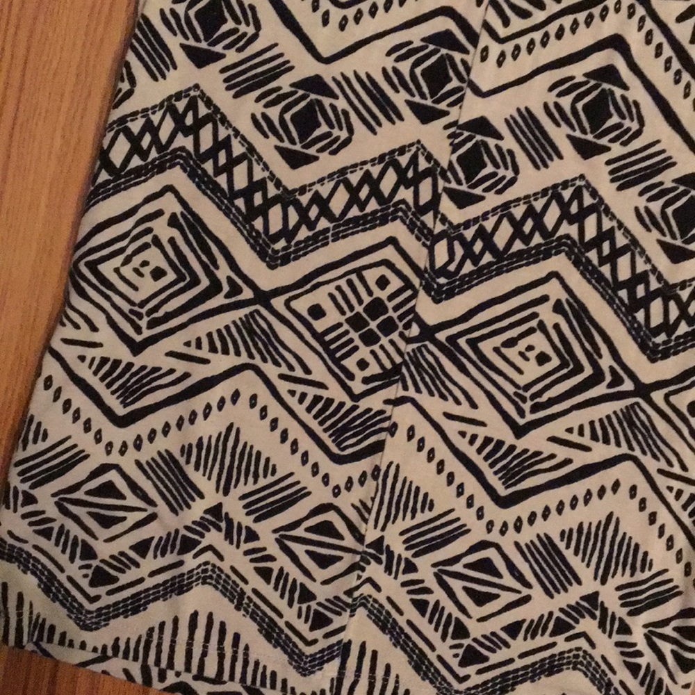 Patterned dress - Picture 3 of 3
